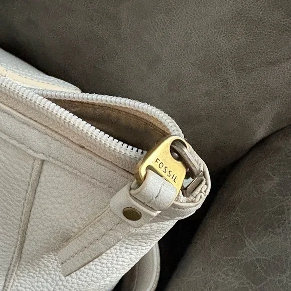 Fossil Cream Leather Tote Bag - Picture 6 of 16